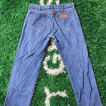Vintage WRANGLER Jeans Mens 34x31 hemmed Straight… - image 1