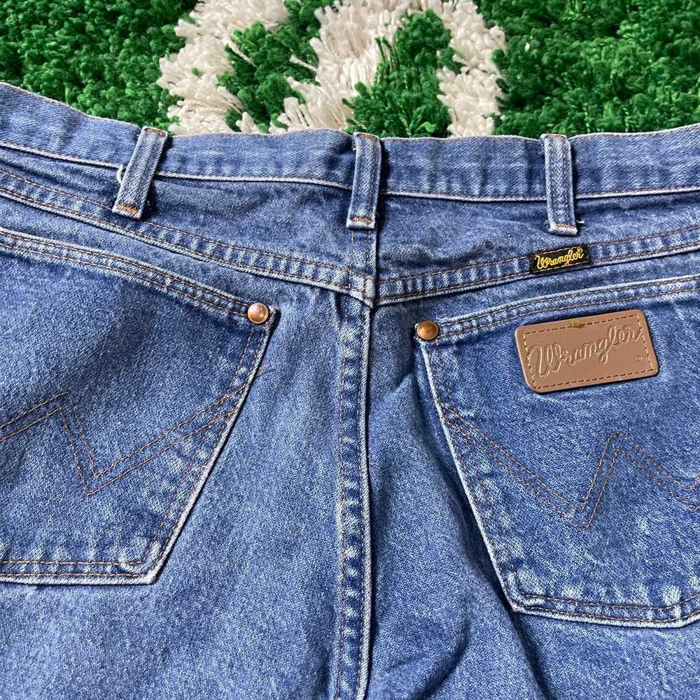 Vintage WRANGLER Jeans Mens 34x31 hemmed Straight… - image 2