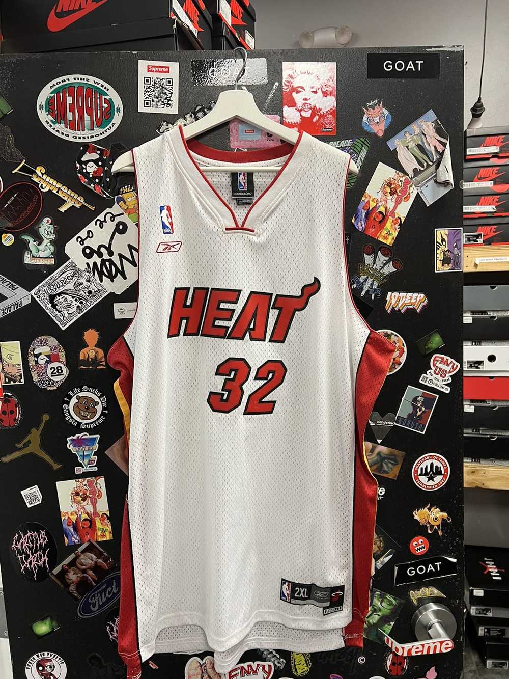 NBA × Reebok Hardwood Classics Miami Heat Shaq Je… - image 1