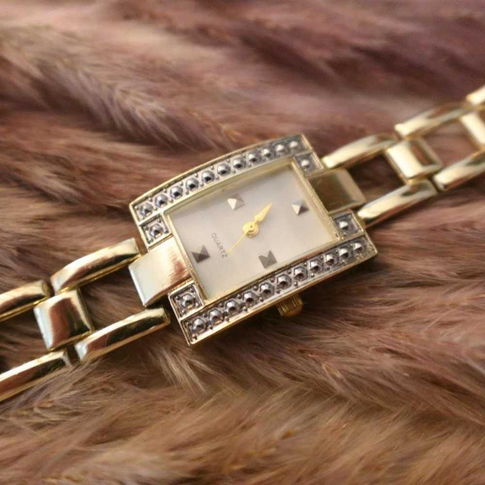 Vintage Gold Quartz Link Timepiece - image 2