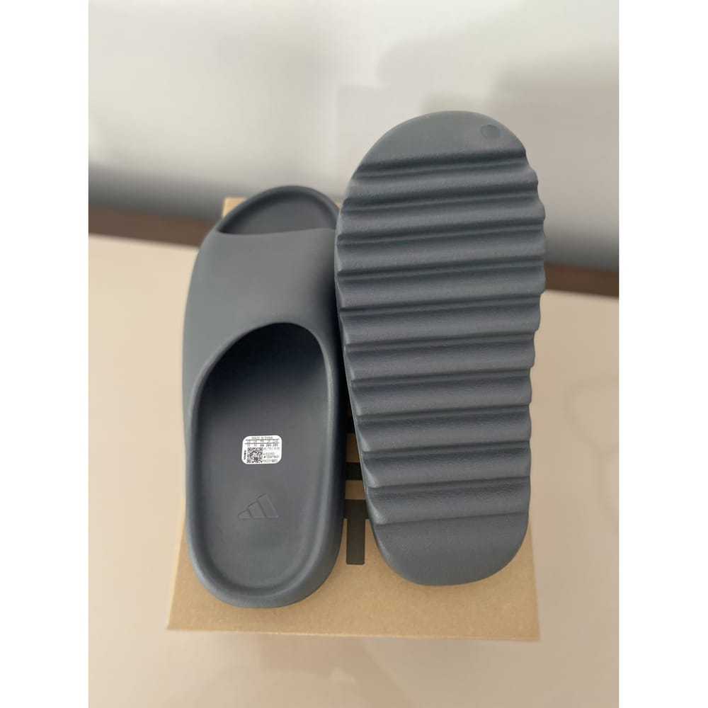 Yeezy x Adidas Slide sandals - image 5
