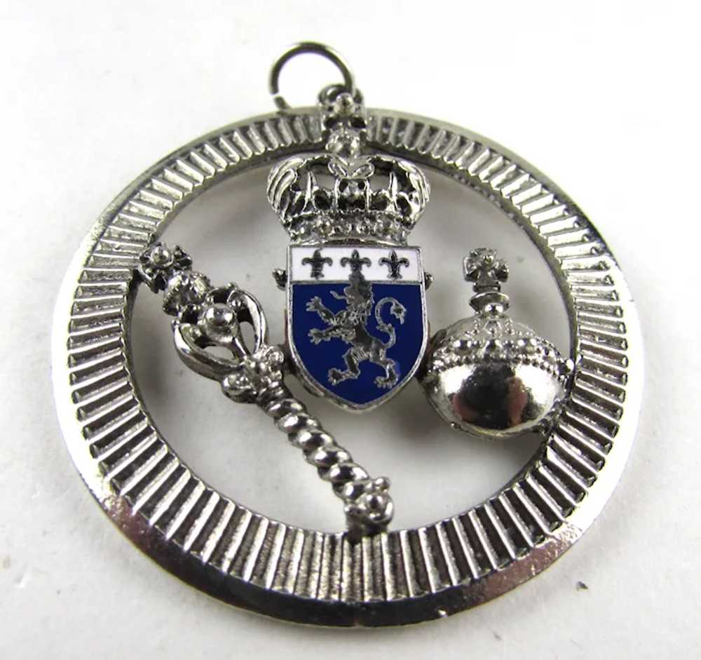Vintage Coro Signed Royal Themed Pendant in Silve… - image 6