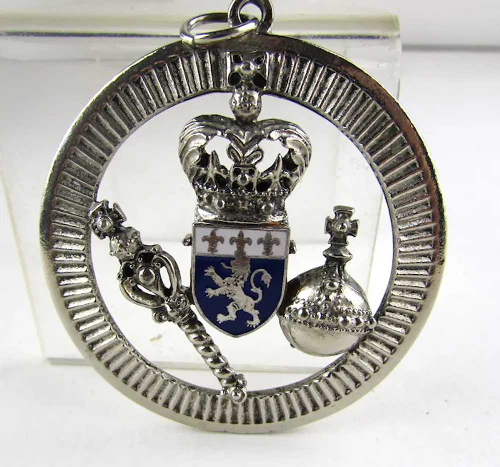 Vintage Coro Signed Royal Themed Pendant in Silve… - image 8