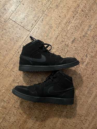 Jordan Brand × Nike Black Suede Air Jordan 1