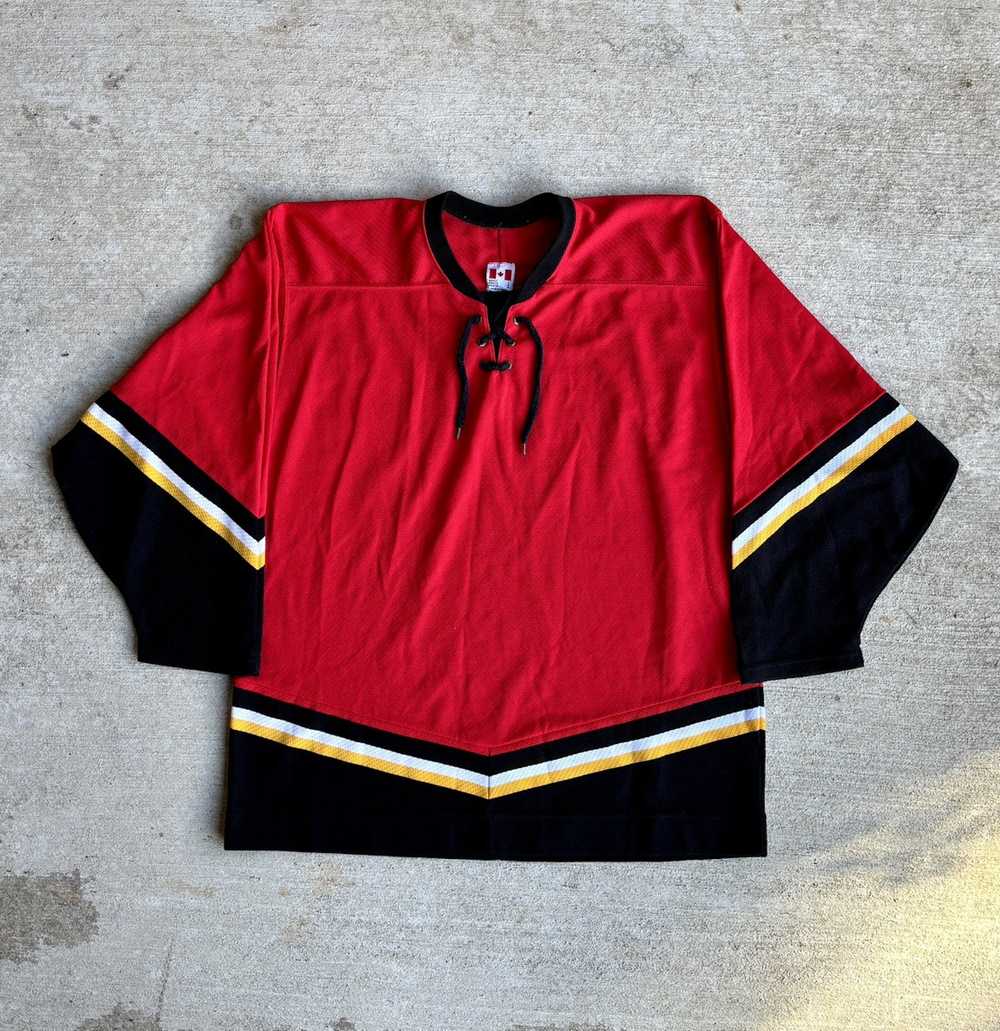 Jersey × NHL × Vintage Vintage 90’s NHL Calgary F… - image 1