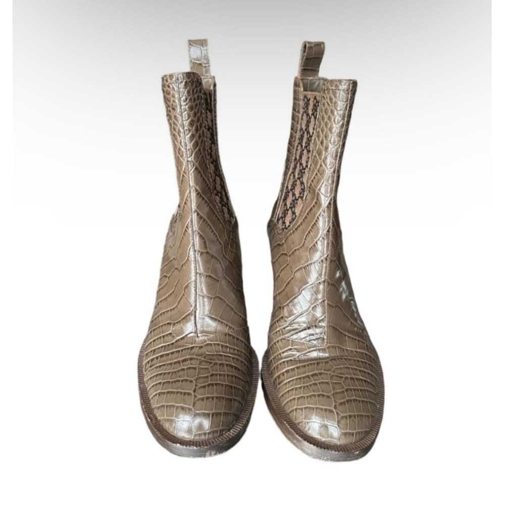 Fendi Leather western boots - image 3