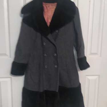 Vintage Small Betty Rose 1960’s Grey & Black Long… - image 1