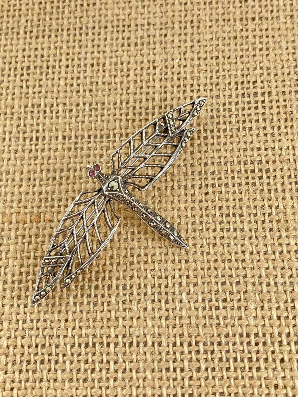 Sterling Silver Dragonfly Brooch w/Marcasite and … - image 3