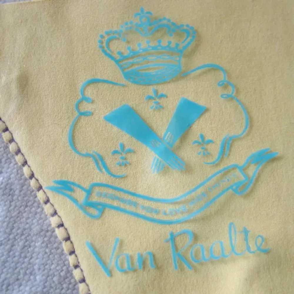 Vintage 1940s Butter Yellow Van Raalte Reindoe Gl… - image 7