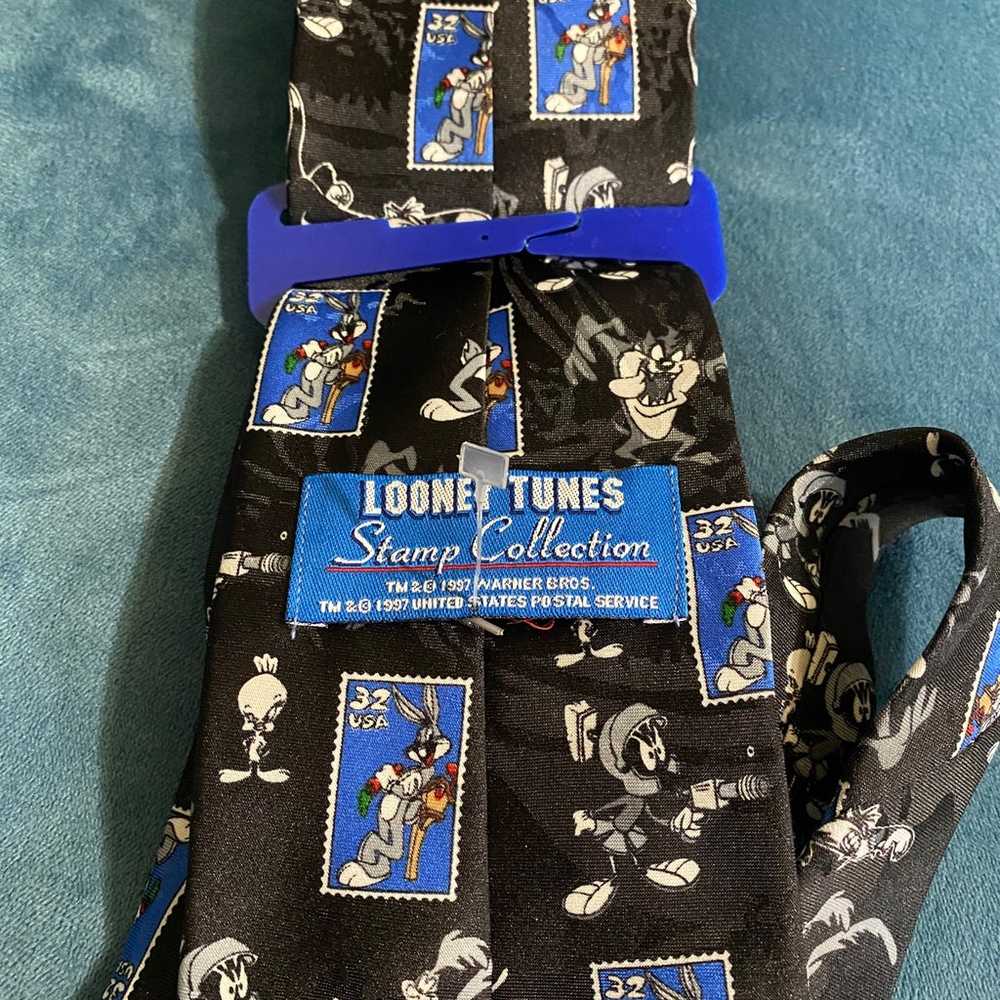 New Vintage 1997 Looney Tunes Stamp Collection tie - image 5