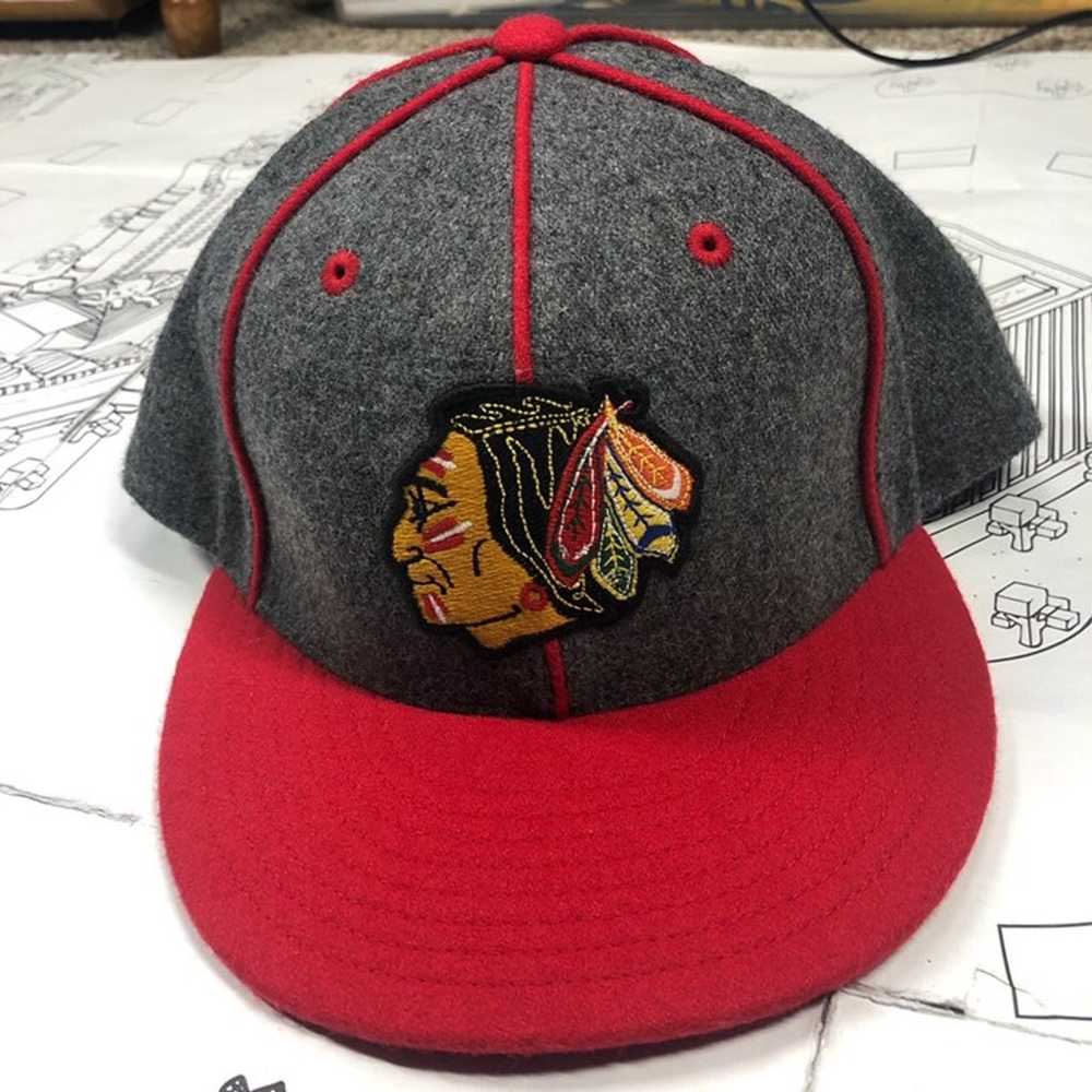 Chicago Blackhawks hockey wool Hat - image 2