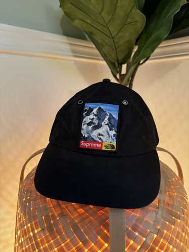 Supreme north best sale face mountain hat