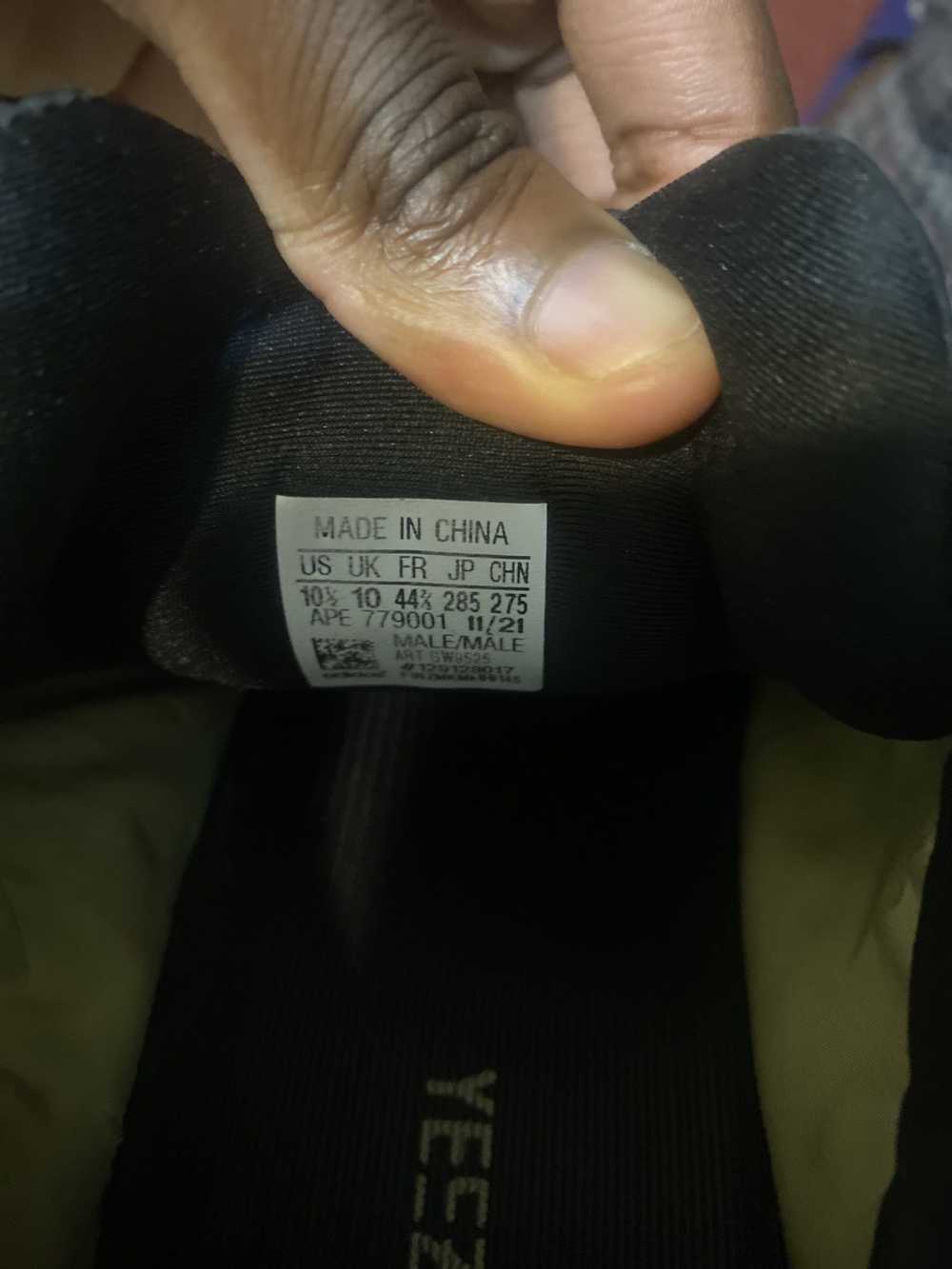 Yeezy Season adidas Yeezy Boost 700 MNVN - image 4