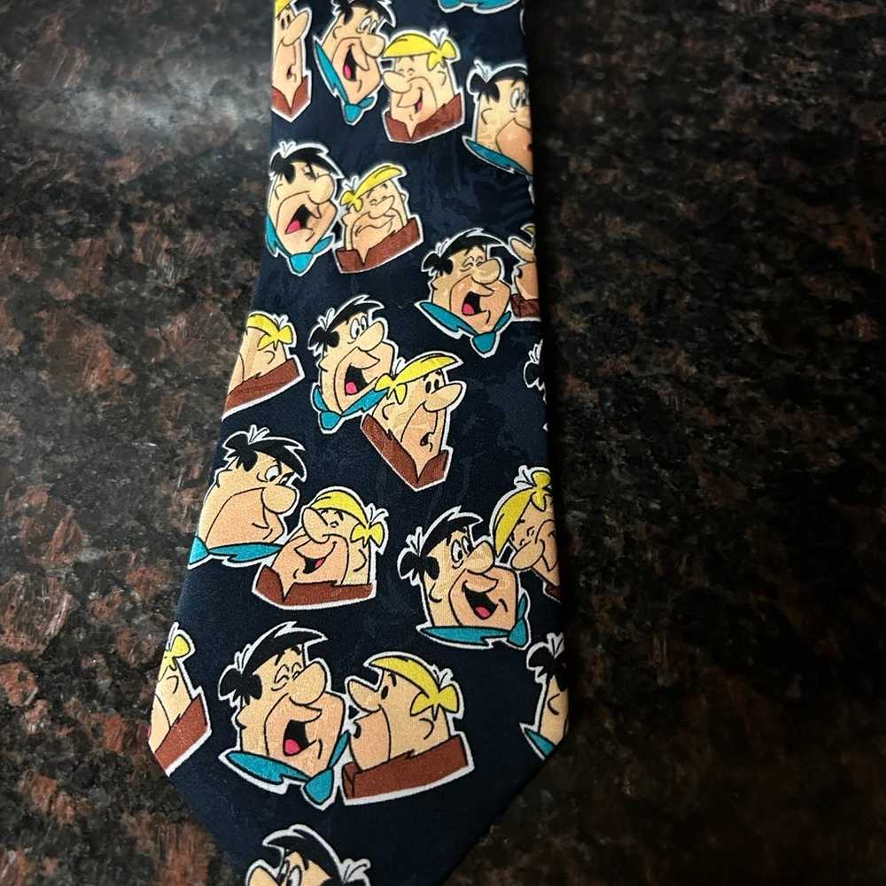 1993 HANNA BARBERA MEN'S TIE FLINTSTONES FRED AND BAR… - Gem