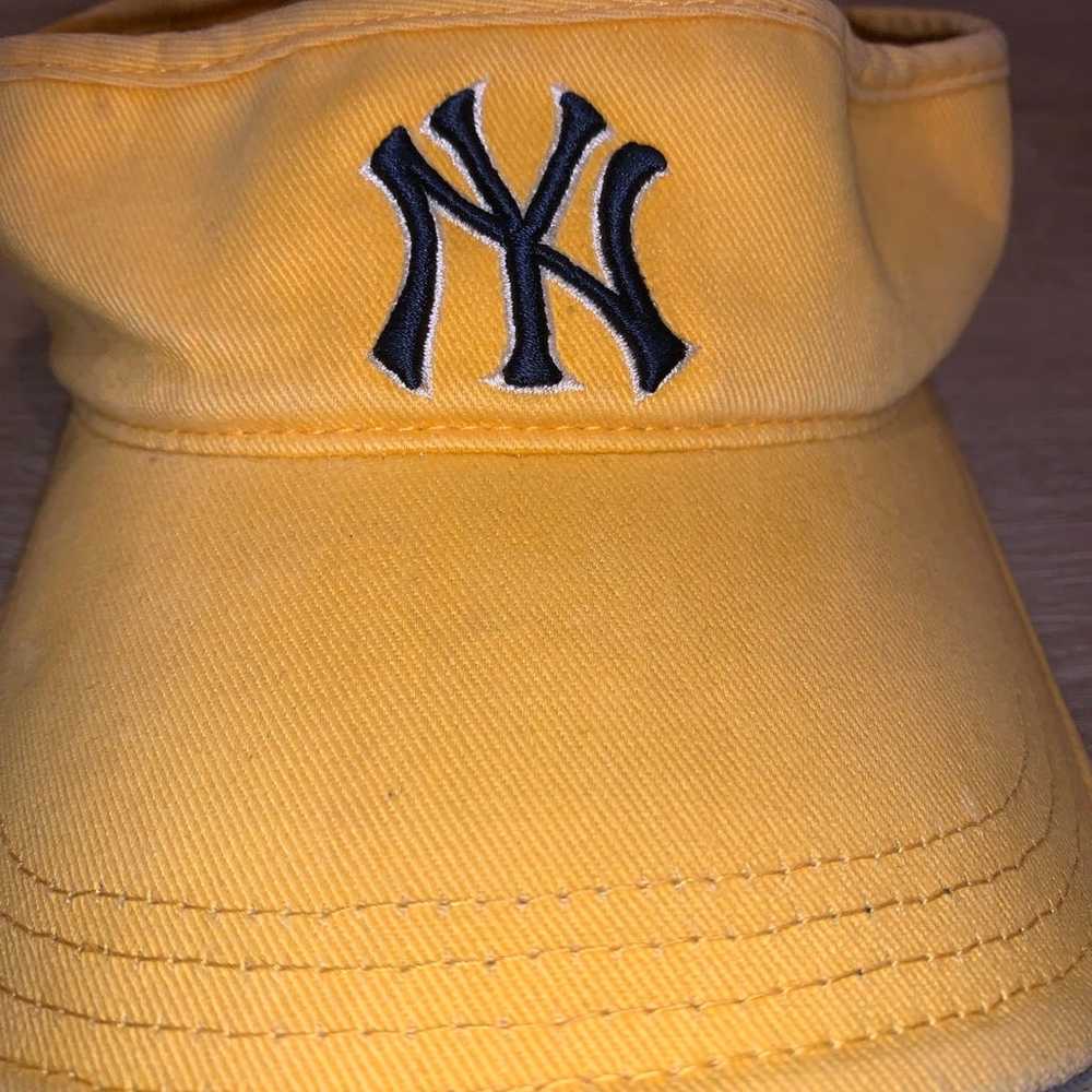Vintage Yankees visor - image 2