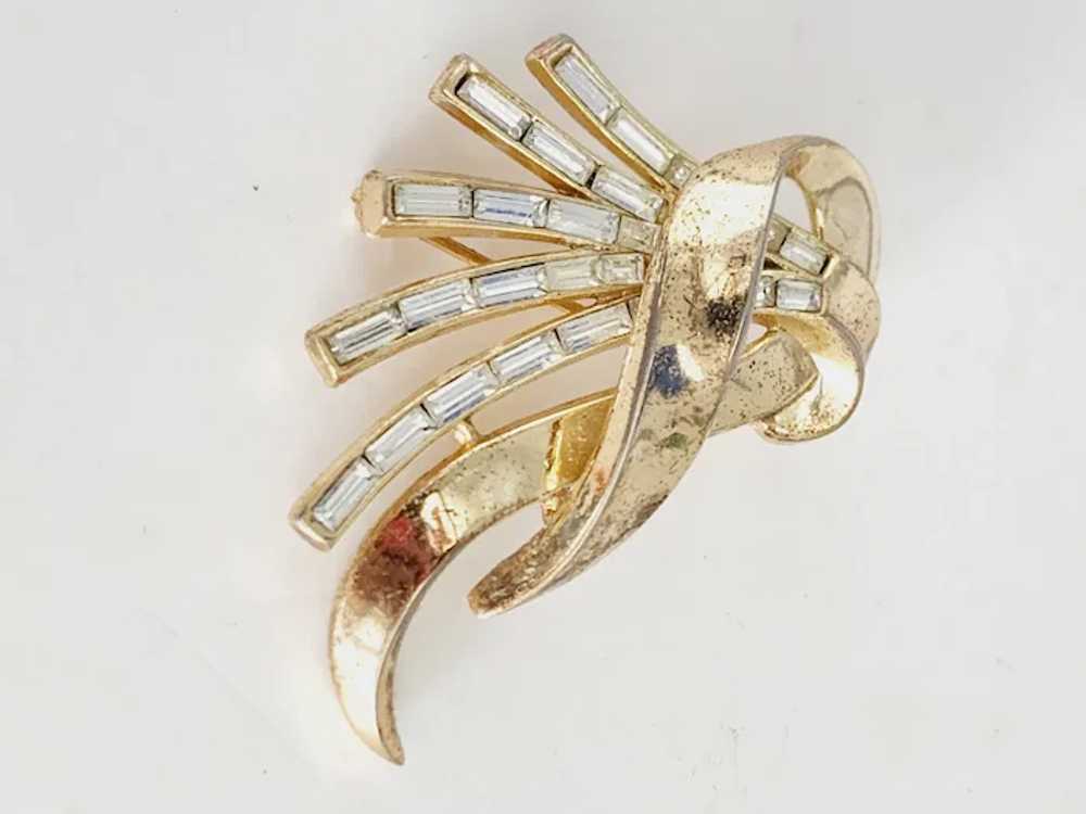 Signed Alfred Philippe Trifari Ribbon Brooch (A57… - image 4