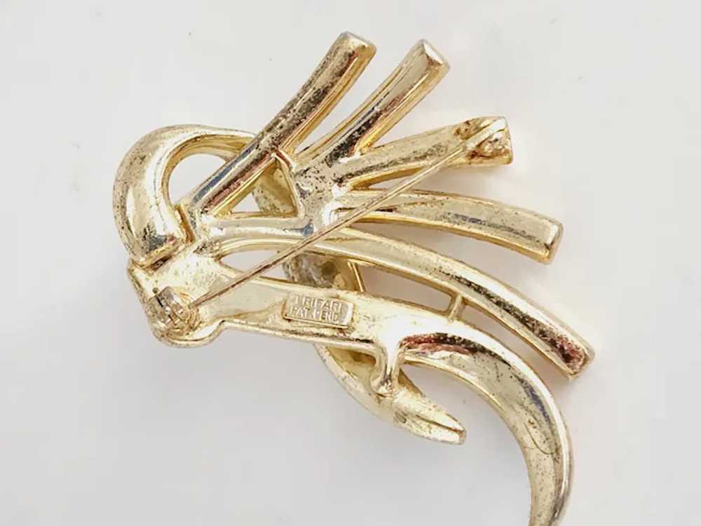 Signed Alfred Philippe Trifari Ribbon Brooch (A57… - image 5