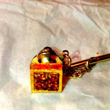 Men's Amber and gold vintage tie pin