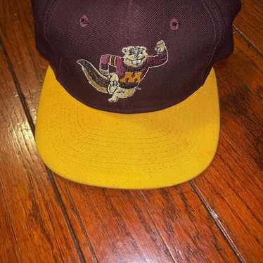 Vintage 90s Minnesota Gophers Snapback Hat - image 1