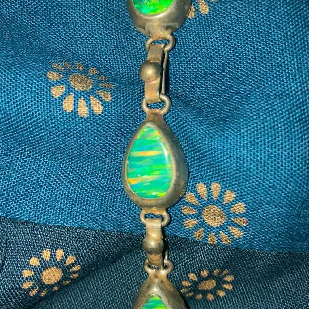 Vintage Mexican green lab opal bracelet 925 - image 2