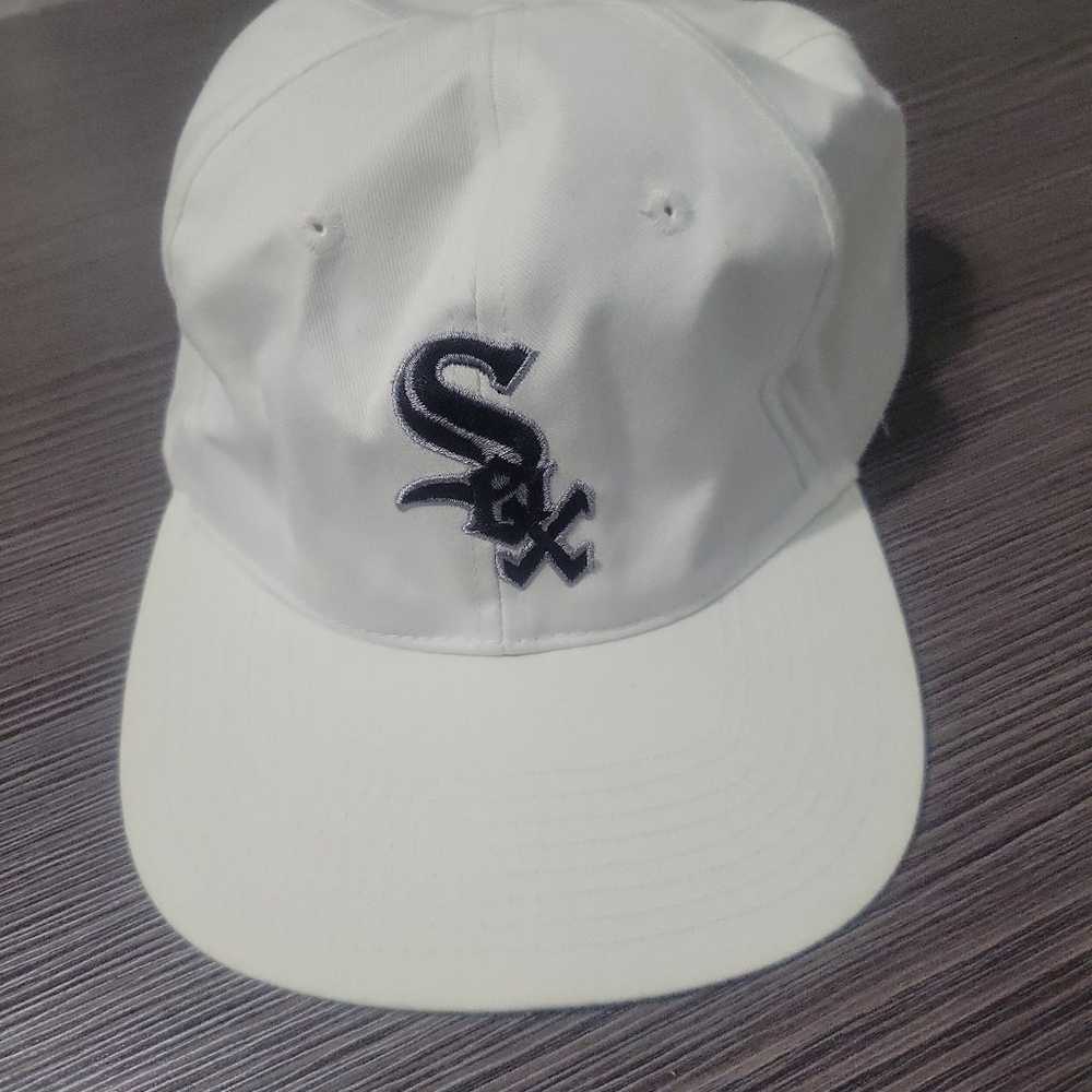 Vintage Chicago White Sox Snapback Cap - image 1