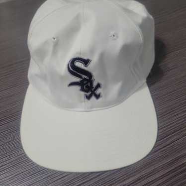 Vintage Chicago White Sox Snapback Cap - image 1