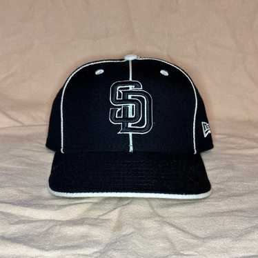 Vintage San Diego Padres Fitted - image 1