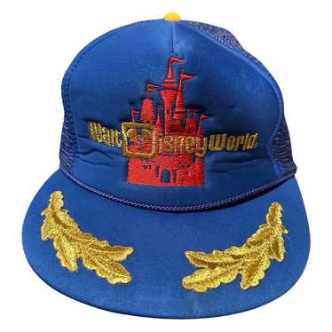 Vintage trucker Disney hat - Gem