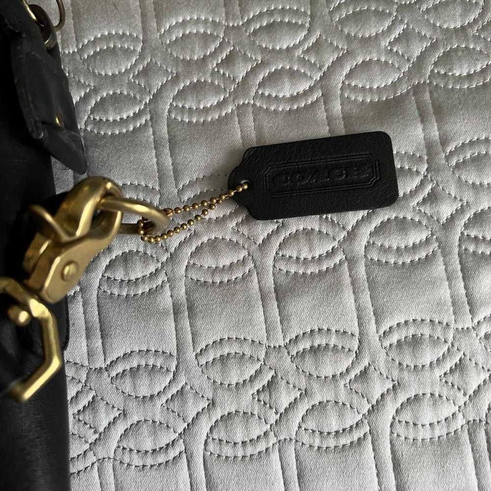 Vintage Coach black leather messanger bag -unisex - image 4
