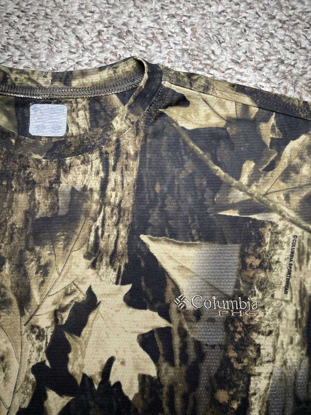 Columbia × Streetwear Columbia Camo Long Sleeve T… - image 2