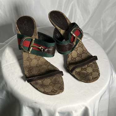 Vintage sales gucci slides