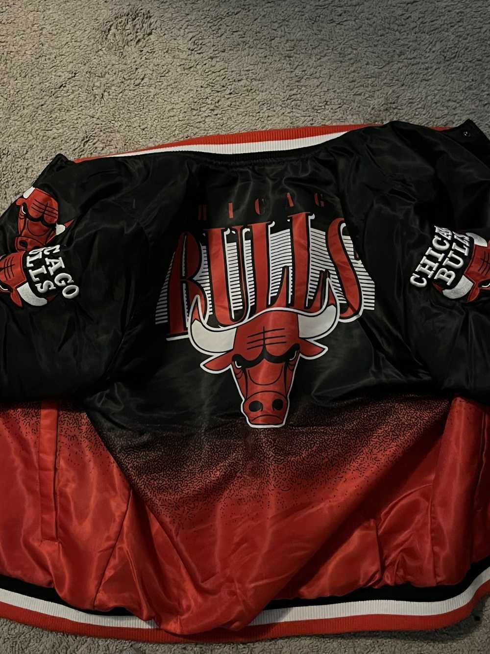 Vintage Chicago Bulls Jacket - image 1