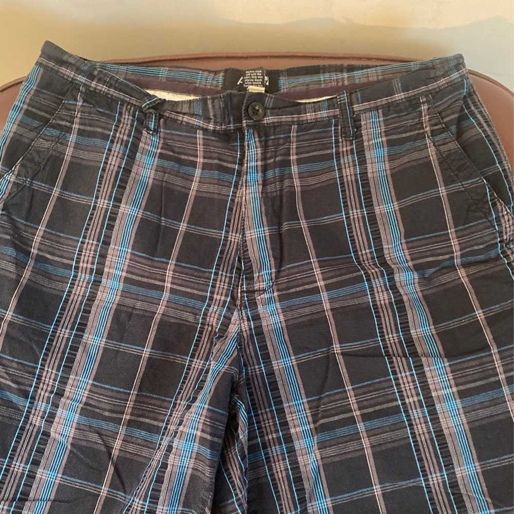 men ’s crew plaid shorts - image 1