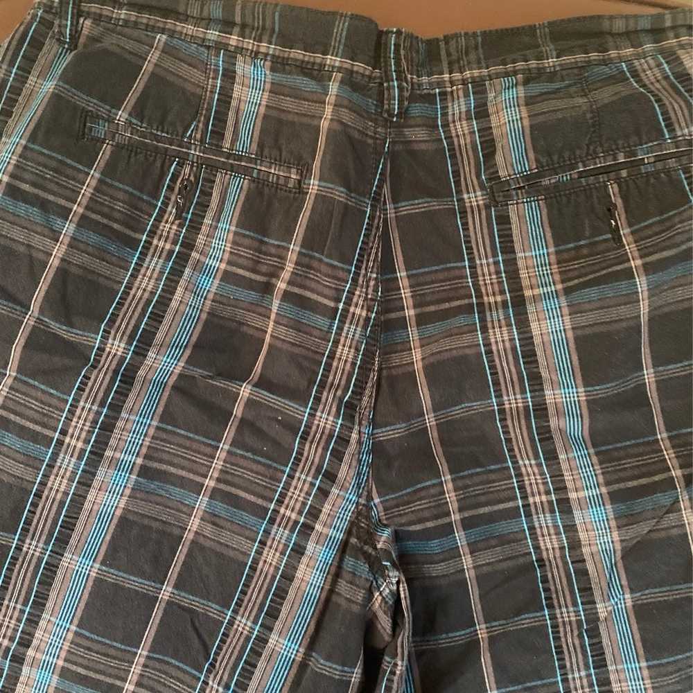 men ’s crew plaid shorts - image 3