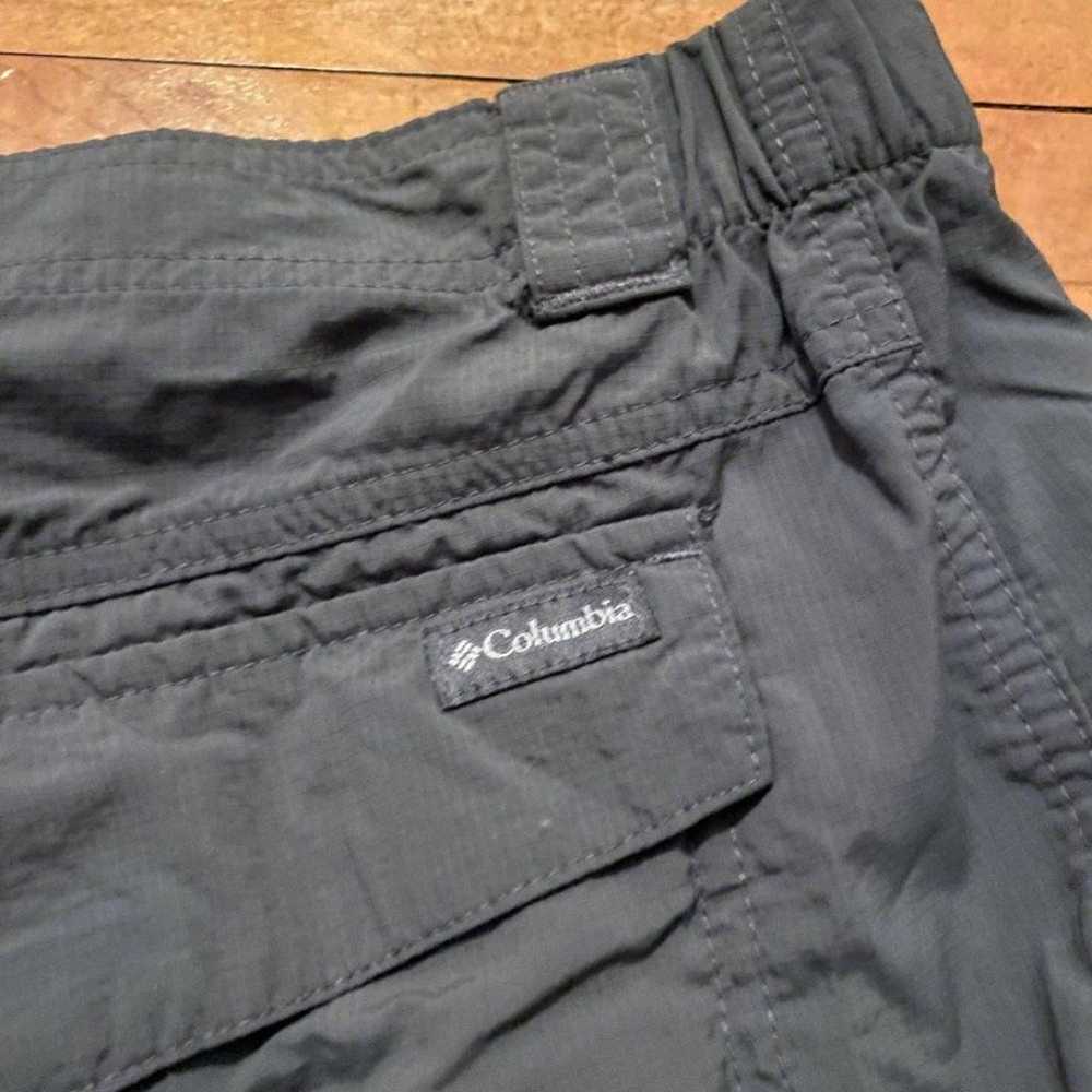 Columbia cargo shorts - image 3
