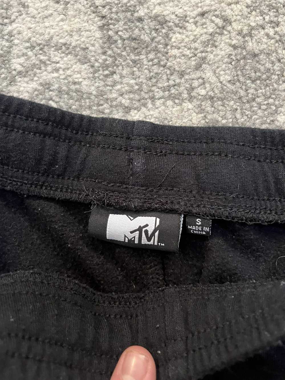 Mtv Vintage MTV shorts - image 2