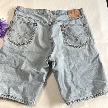 LEVIS 505 SHORTS DISTRESSED - image 1