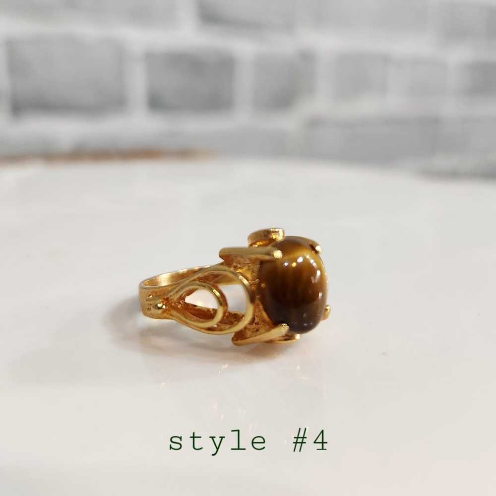 Gold Tone Deco Style Tigers Eye Cabochon Ring Siz… - image 1