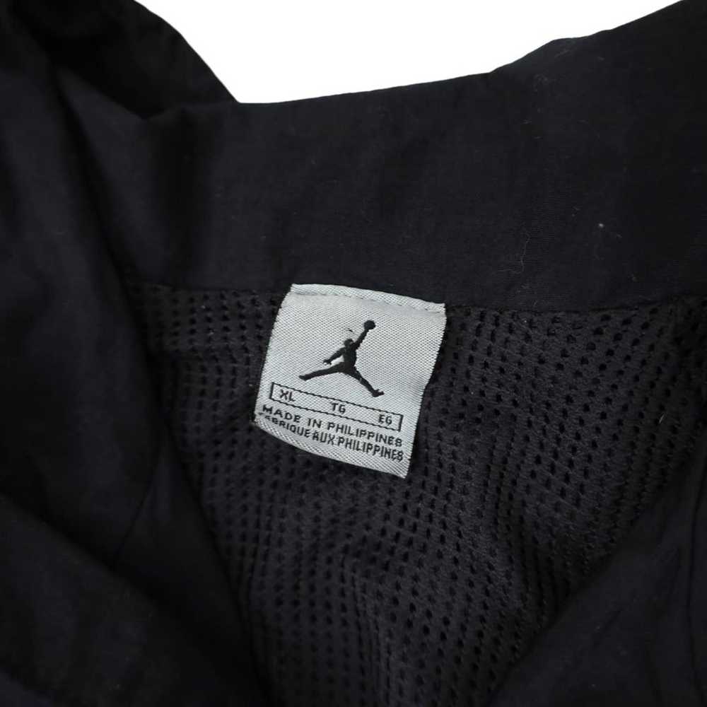 Vintage Nike Air Jordan Bred Spellout Windbreaker… - image 5
