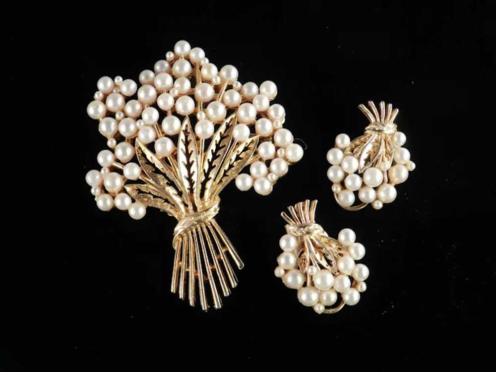 Faux Pearl Bouquet Brooch Pin Earrings Set - image 4
