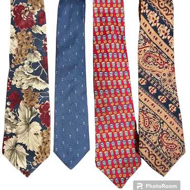 Men’s Ties Lot of 4.  2 Silk, 1 Wool, 1 Unknown - image 1