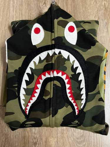 Bape 1st camo windstopper - Gem