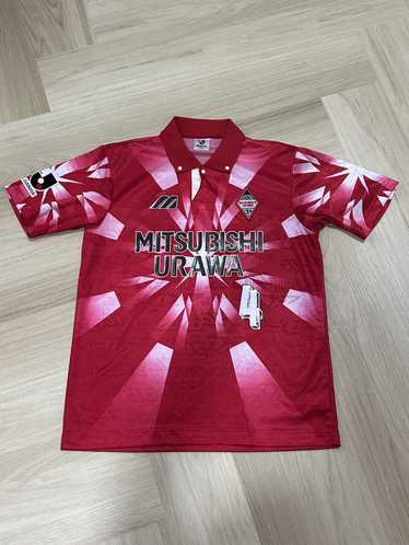 Mizuno × Soccer Jersey × Vintage Urawa Red Diamon… - image 1