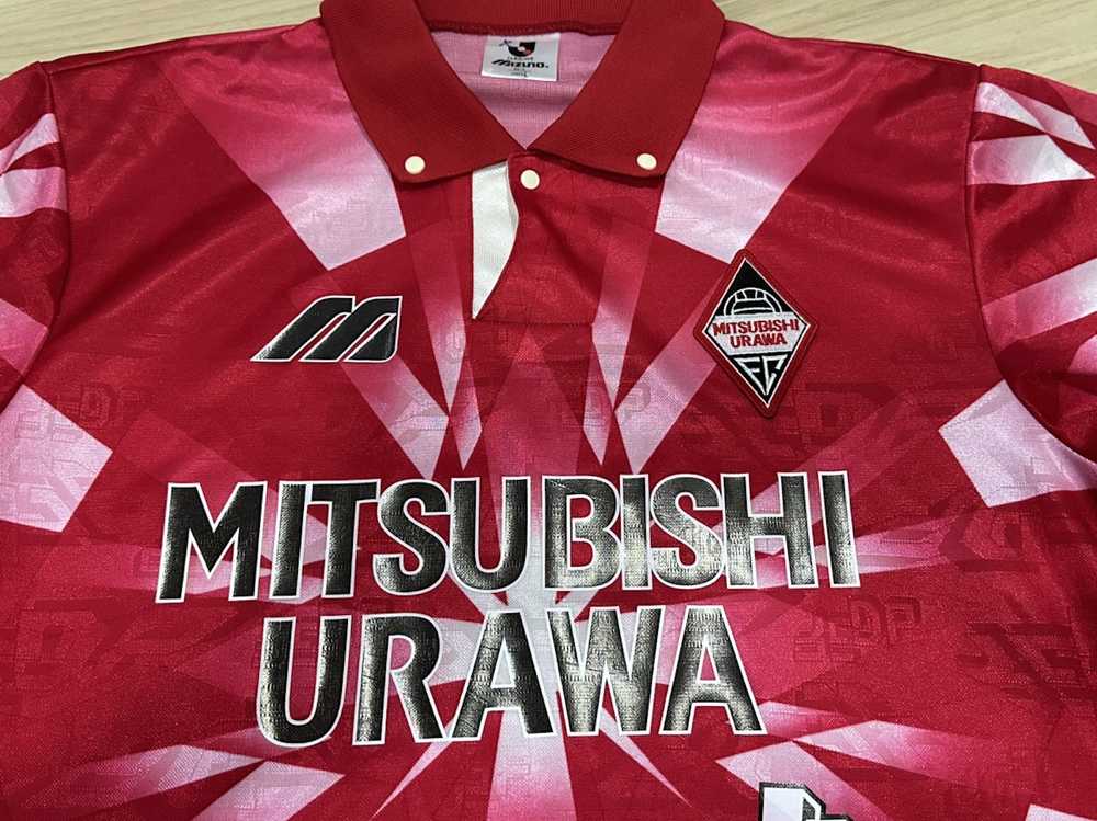 Mizuno × Soccer Jersey × Vintage Urawa Red Diamon… - image 3