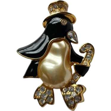 KJL Pearl Belly Penguin Pin