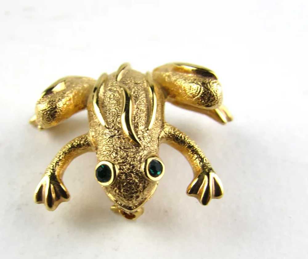 Vintage Napier Gold Tone Frog Pin Ready to Kiss - image 4