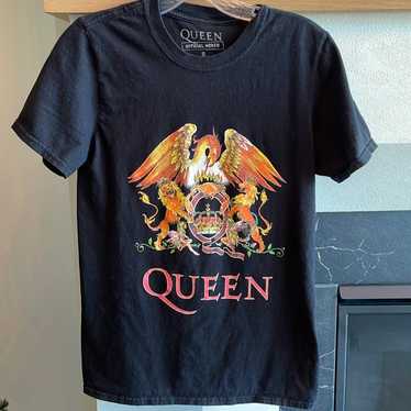 Queen Classic Crest unisex tee-shirt - image 1