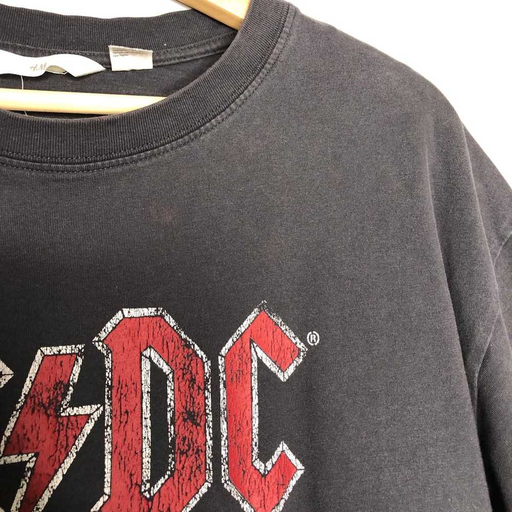 H&M AC/DC Band T-Shirt Graphic Tee Back in Black … - image 4