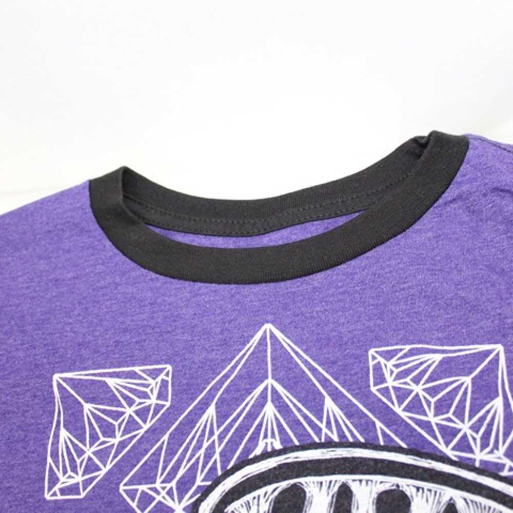 vintage Graphic T-Shirt Purple w/ Skull Front XL - image 3