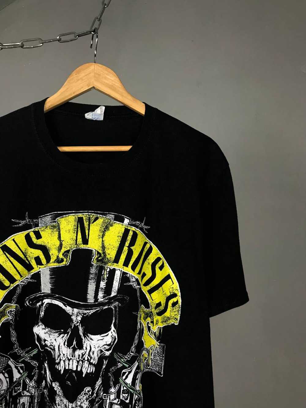 Band Tees × Guns N Roses × Vintage Guns and Roses… - image 2